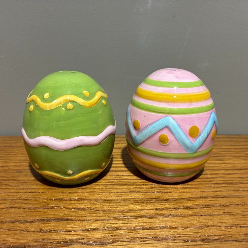 Ceramic Easter Eggs Salt & Pepper Shakers